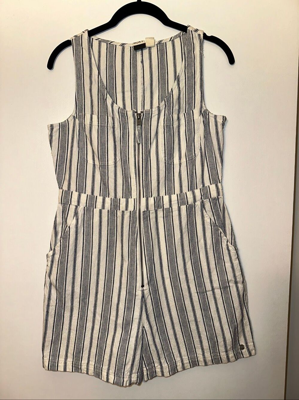 Roxy Women’s Medium Linen Blend Sleeveless Romper White Blue Stripe EUC